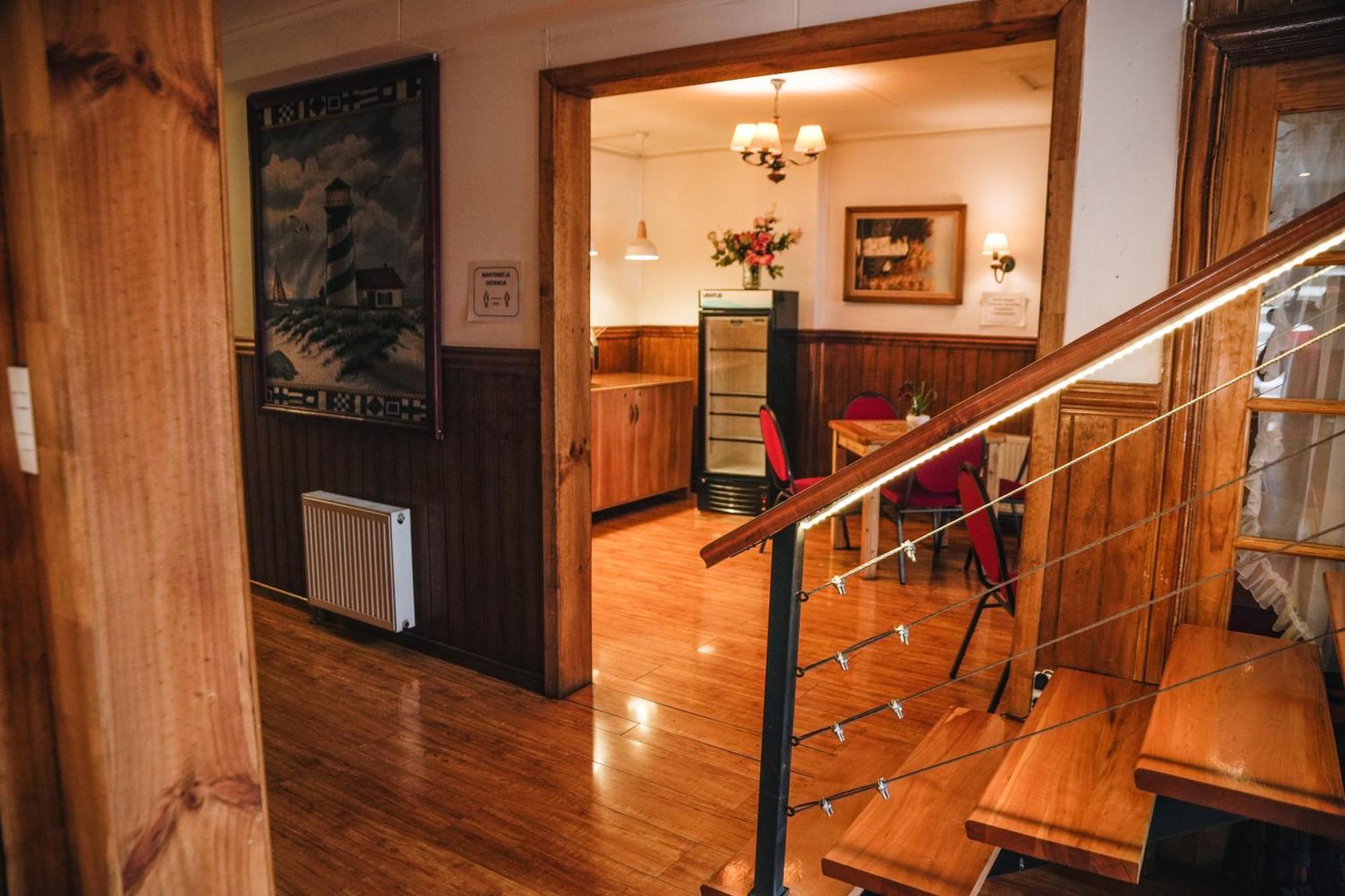 Hostal Hielo Sur Punta Arenas Exterior foto